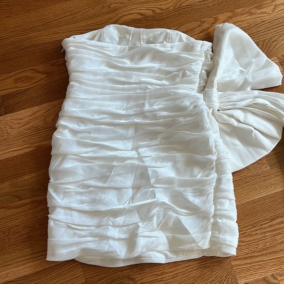 Anthropologie Hutch Gwen Strapless Bow Mini Dress Size 4 NWT - Picture 9 of 17